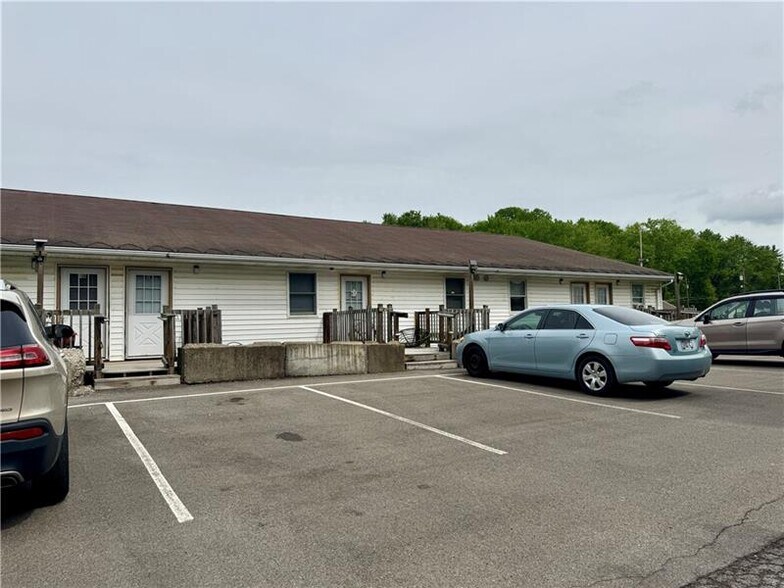 More Photos Of 250 E Water St, Slippery Rock Apartments For Sale