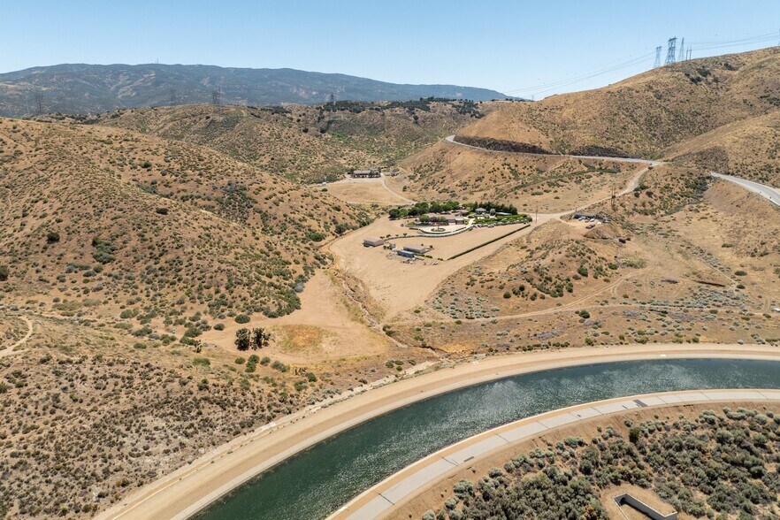 More Photos Of 5801 Hacienda Ranch Rd, Palmdale Specialty For Sale