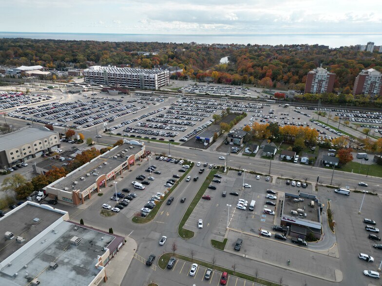 More Photos Of 142 Cross Ave, Oakville Auto Repair For Sale