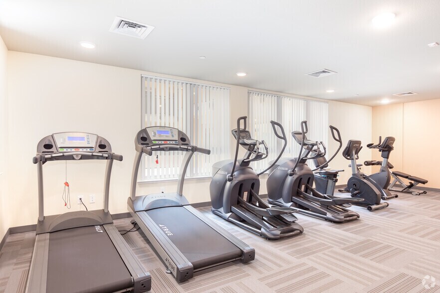 More Photos Of 2100-2200 Nevin Ave, Richmond Apartments For Lease