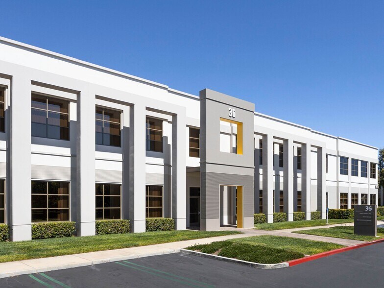 More Photos Of 46 Discovery, Irvine Unknown For Lease