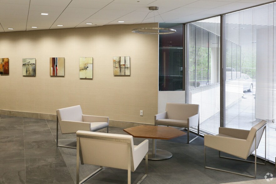 More Photos Of 1000 Bridgeport Ave, Shelton Medical For Lease