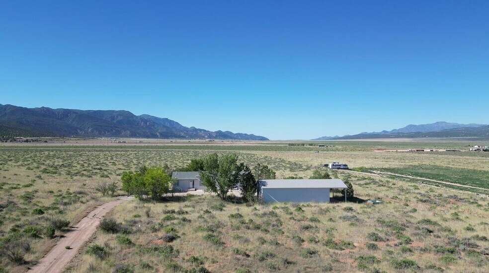 More Photos Of 5561 W 3600 S, Cedar City Specialty For Sale