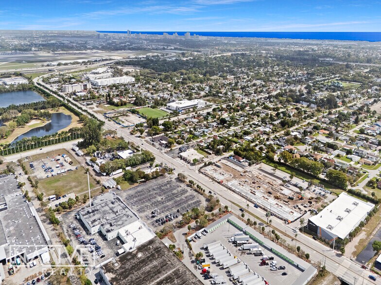 More Photos Of 839 S Congress Ave, Palm Springs Freestanding For Sale