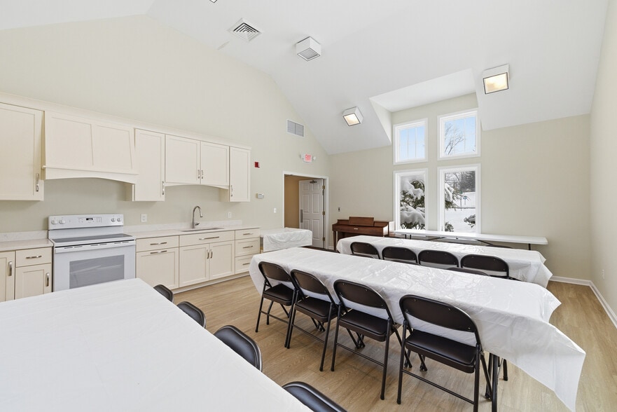 More Photos Of 1501 Millsboro Rd, Mansfield Religious Facility For Sale