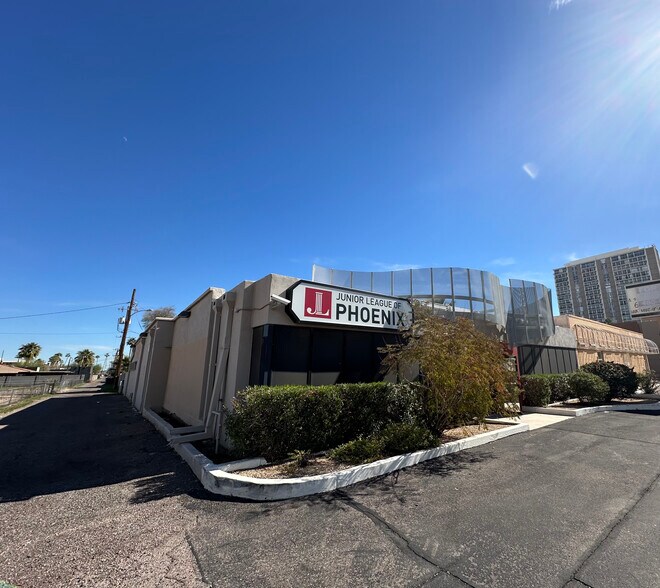 More Photos Of 2505 N Central Ave, Phoenix Office For Sale
