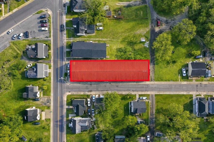 More Photos Of 612 E Church St, Salisbury Warehouse For Lease