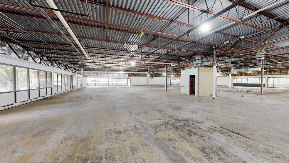 More Photos Of 307 College Rd E, Princeton Research And Development For Lease