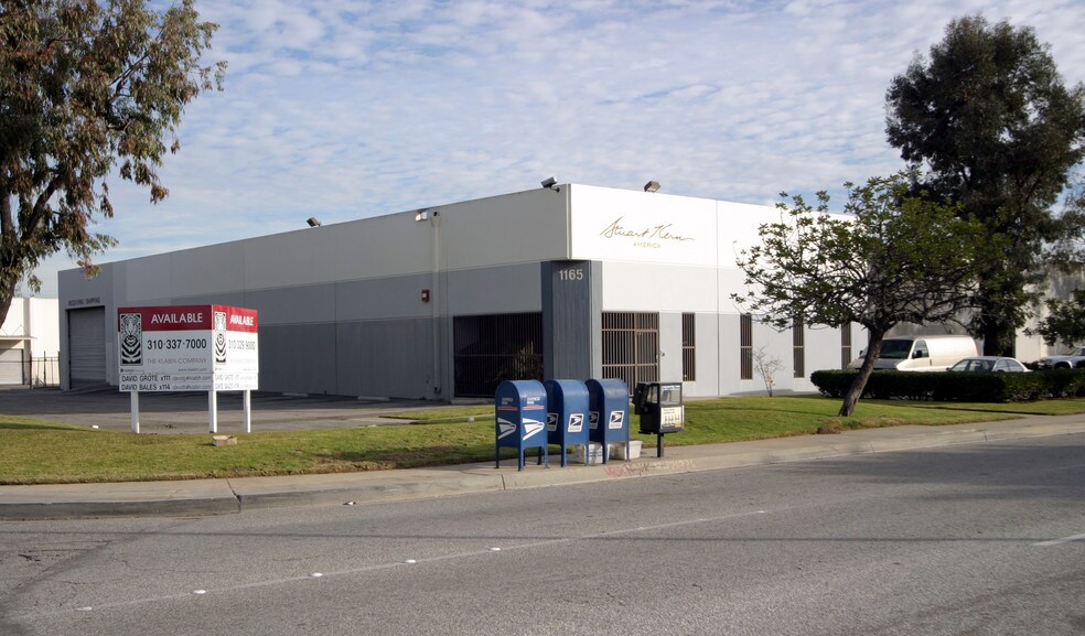 More Photos Of 1165 W Walnut St, Compton Warehouse For Lease