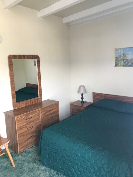 More Photos Of 400 155th Hwy, Lake Isabella Hotel For Sale