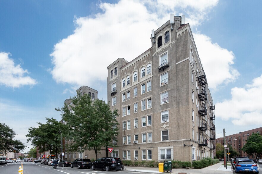 Primary Photo Of 80-20 Broadway, Flushing Apartments For Lease
