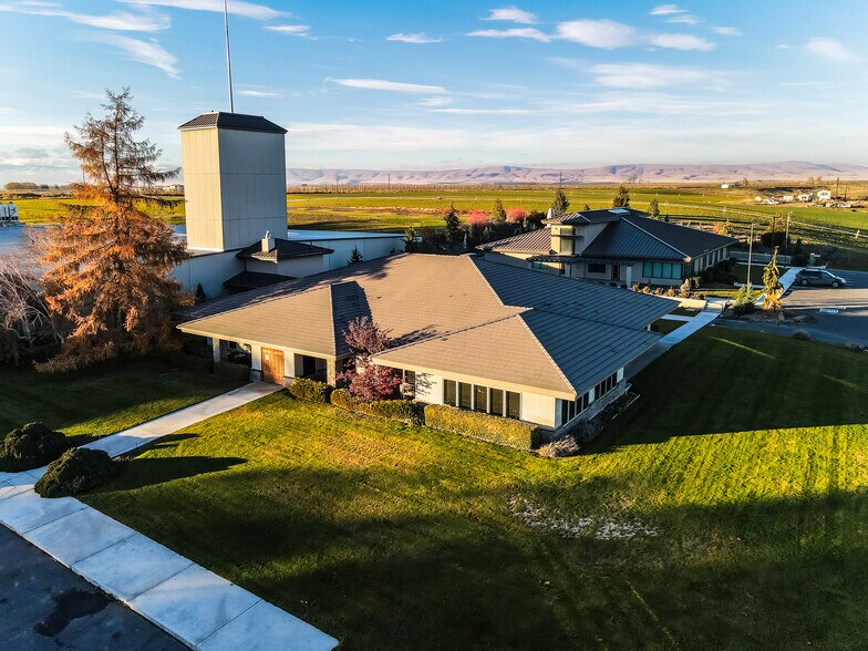 More Photos Of 11793 Fort Rd, White Swan Manufacturing For Sale