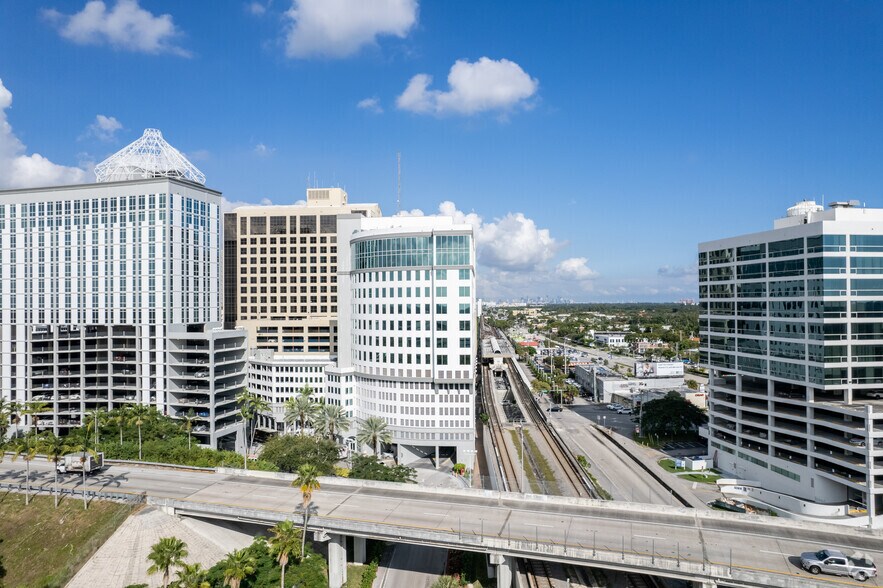 More Photos Of 9150 S Dadeland Blvd, Miami Office For Lease