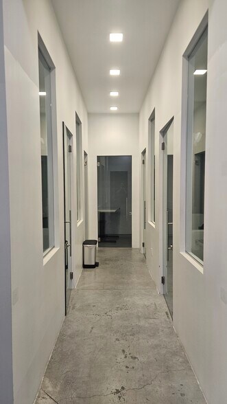 More Photos Of 161-163 NE 24th St, Miami Office For Lease