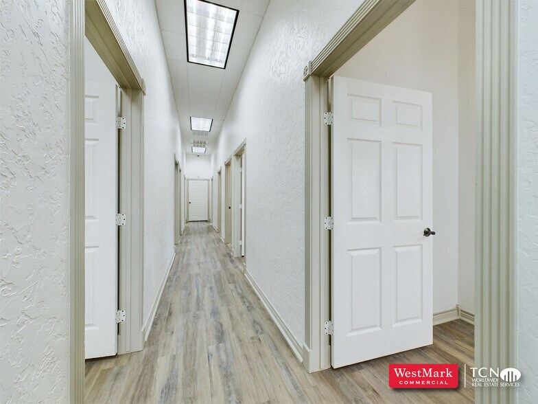 More Photos Of 3110 Frankford Ave, Lubbock Self Storage For Lease