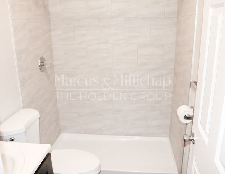 More Photos Of 230 S Maryland Pkwy, Las Vegas Apartments For Sale