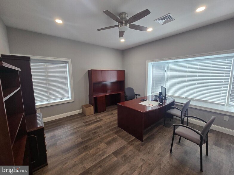 More Photos Of 133 N Broadway, Pennsville Office For Sale