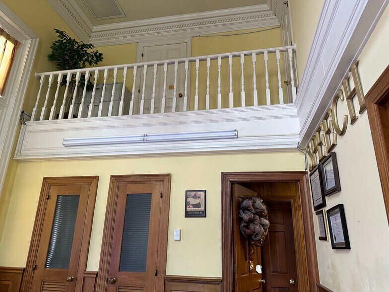 More Photos Of 1408 Russell St, Orangeburg Medical For Sale