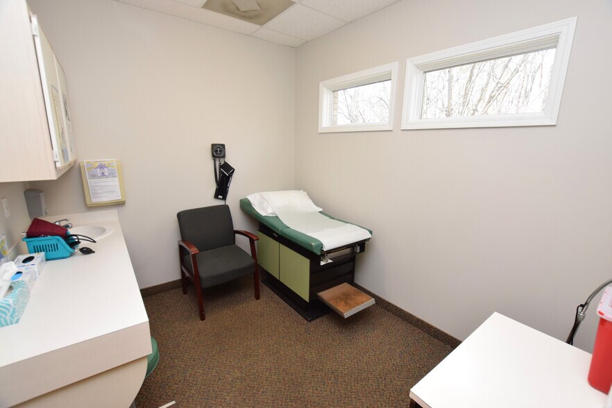 More Photos Of 3380 Beecher Rd, Flint Medical For Sale