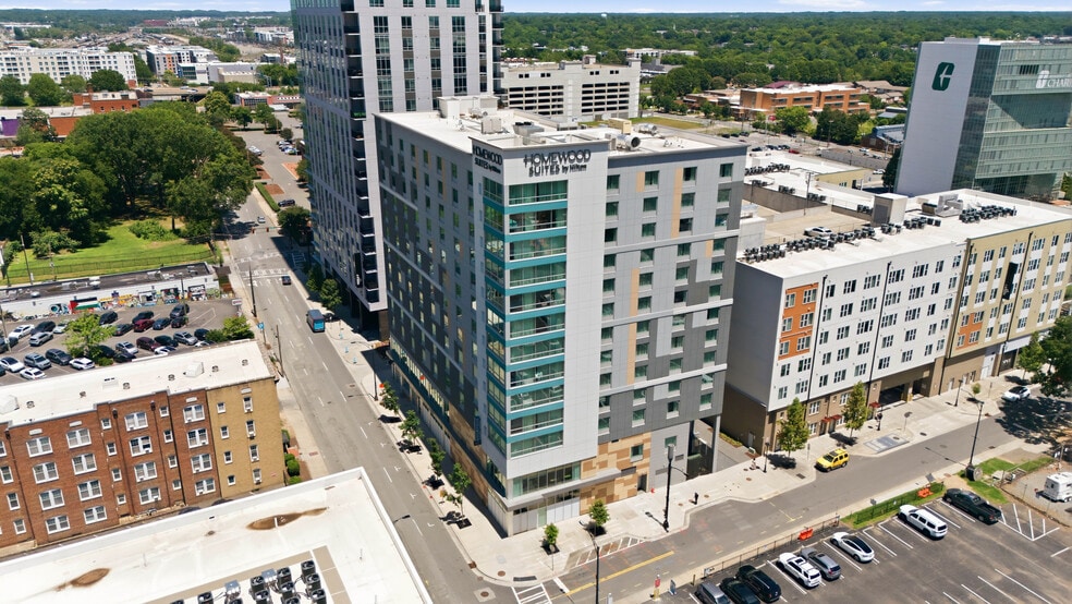 More Photos Of 508 N College St, Charlotte Hotel For Lease
