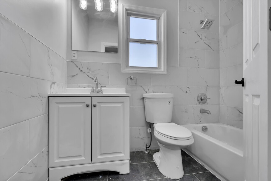 More Photos Of 167-169 Smith St, Elizabeth Apartments For Sale