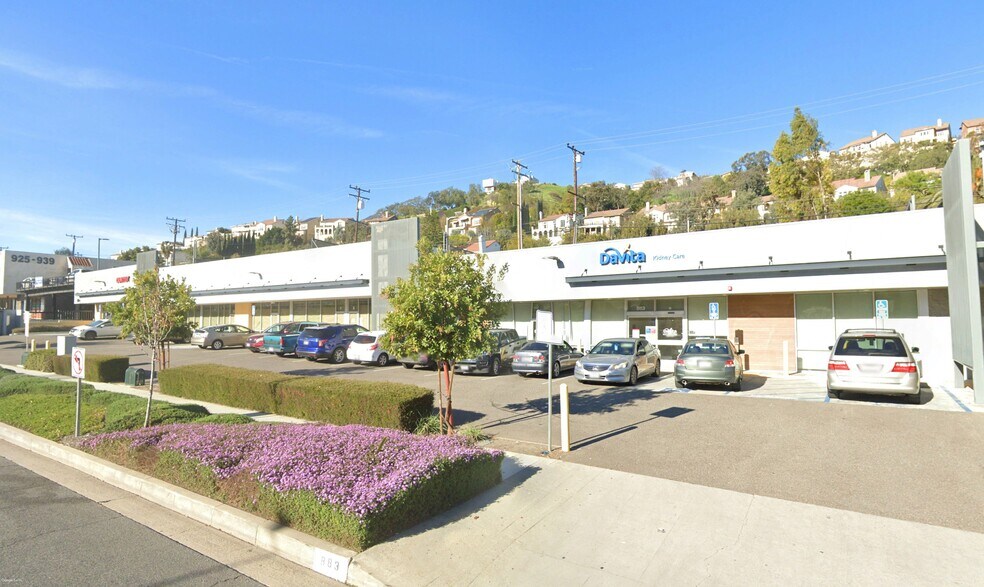 More Photos Of 883 S Atlantic Blvd, Monterey Park Storefront Retail Office For Lease