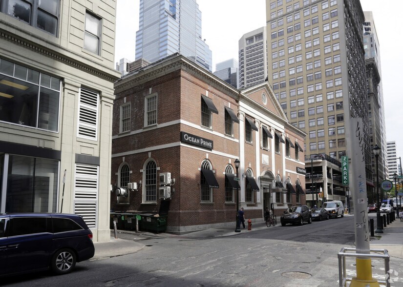 More Photos Of 1500 Sansom St, Philadelphia Office For Lease