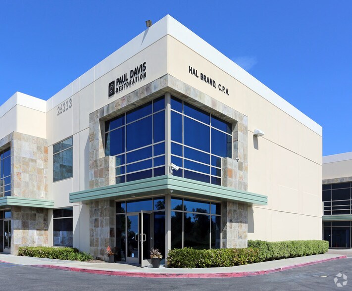 Primary Photo Of 26233 Enterprise Ct, Lake Forest Light Manufacturing For Lease