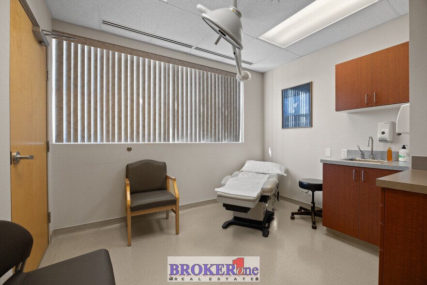 More Photos Of 419 S Washington St, Casper Healthcare For Lease