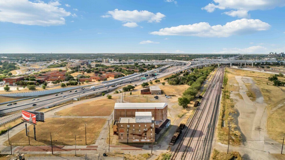 More Photos Of 1000 Harding St, Fort Worth Land For Sale