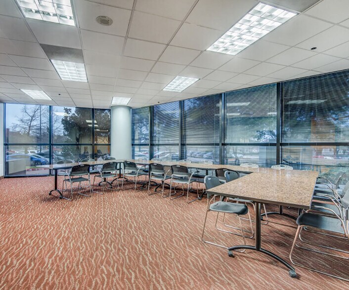 More Photos Of 101 E Park Blvd, Plano Office For Lease