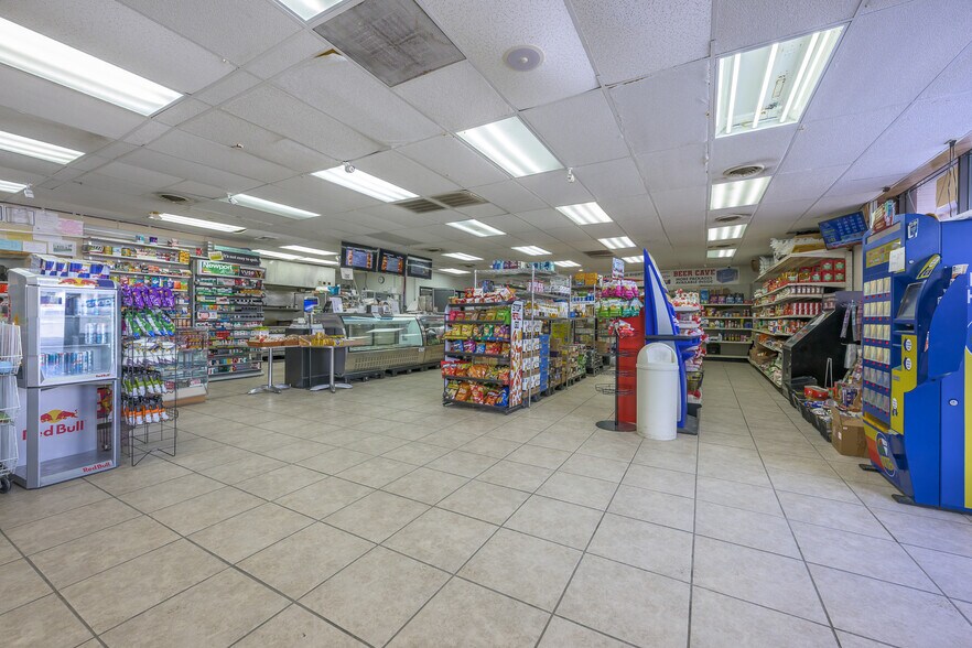 More Photos Of 67-69 Green St, Hudson Convenience Store For Sale