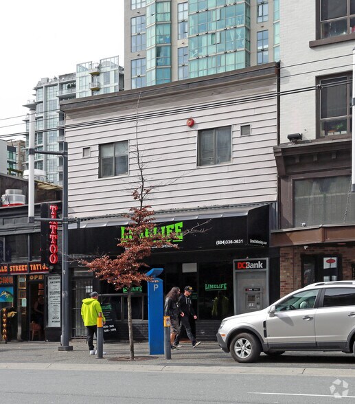 More Photos Of 1167 Granville St, Vancouver Storefront Retail Residential For Lease