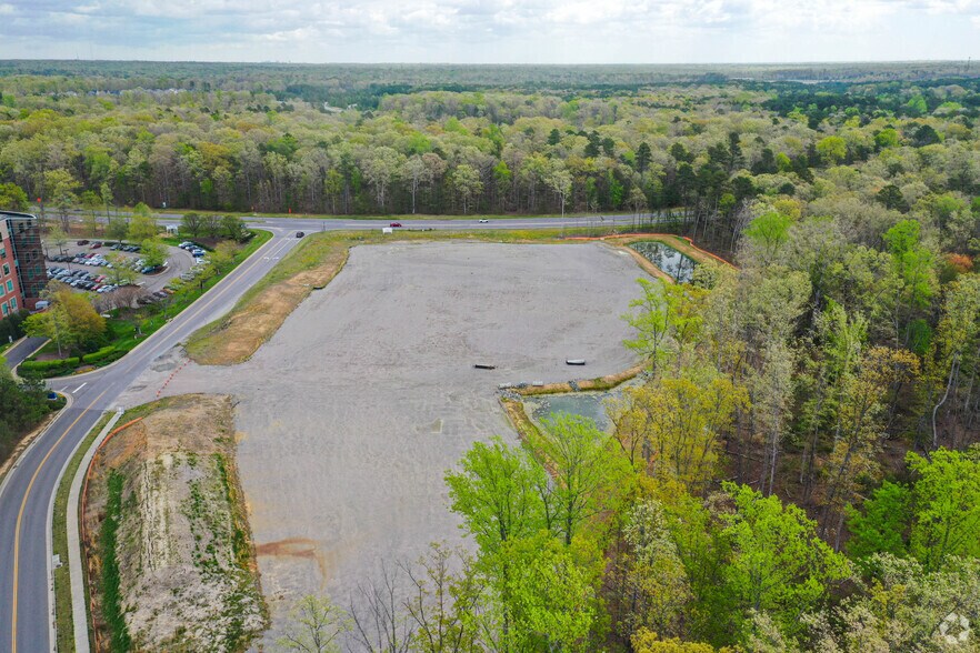 More Photos Of 13701 Bon Secours Dr, Midlothian Medical For Lease