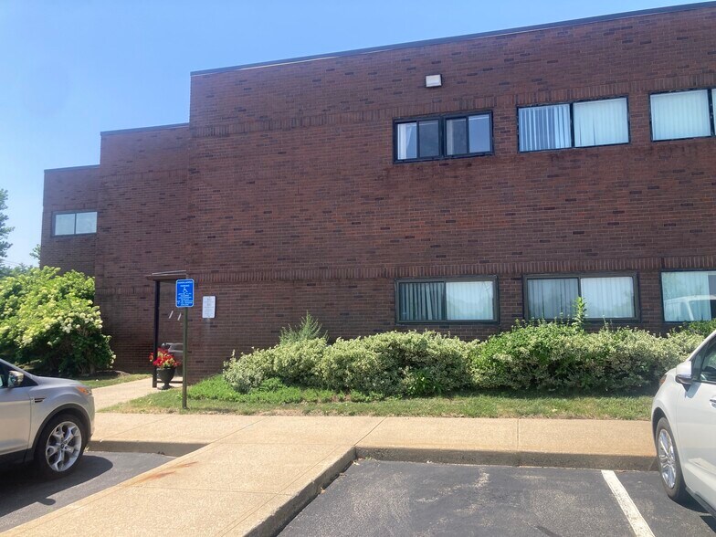 More Photos Of 110 Long Pond Rd, Plymouth Medical For Sale