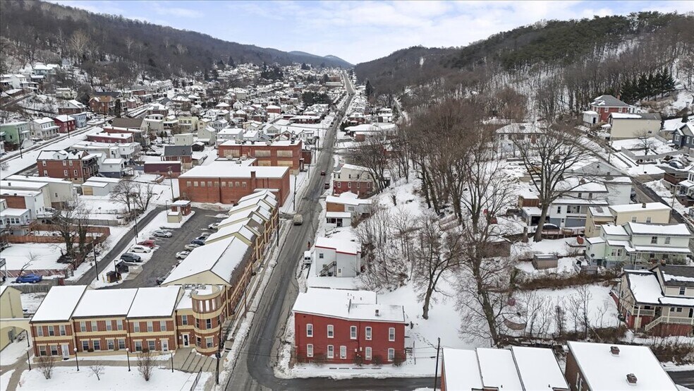 More Photos Of 315 Frederick St, Cumberland Multifamily For Sale