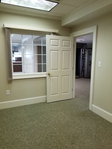 More Photos Of 100 Bosley Ave, Suffolk Bank For Lease