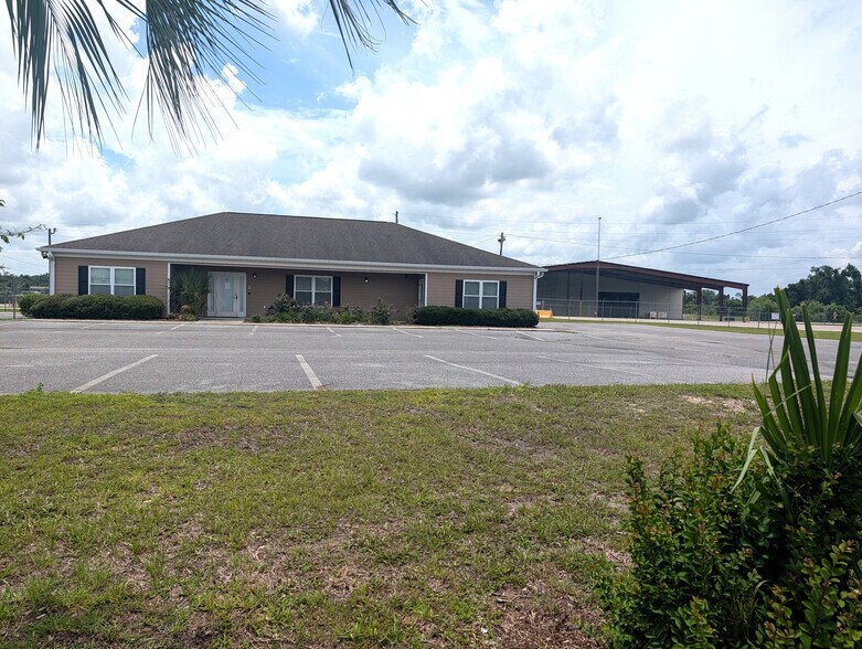 More Photos Of 1509 S Byron Butler Pky, Perry Manufacturing For Sale