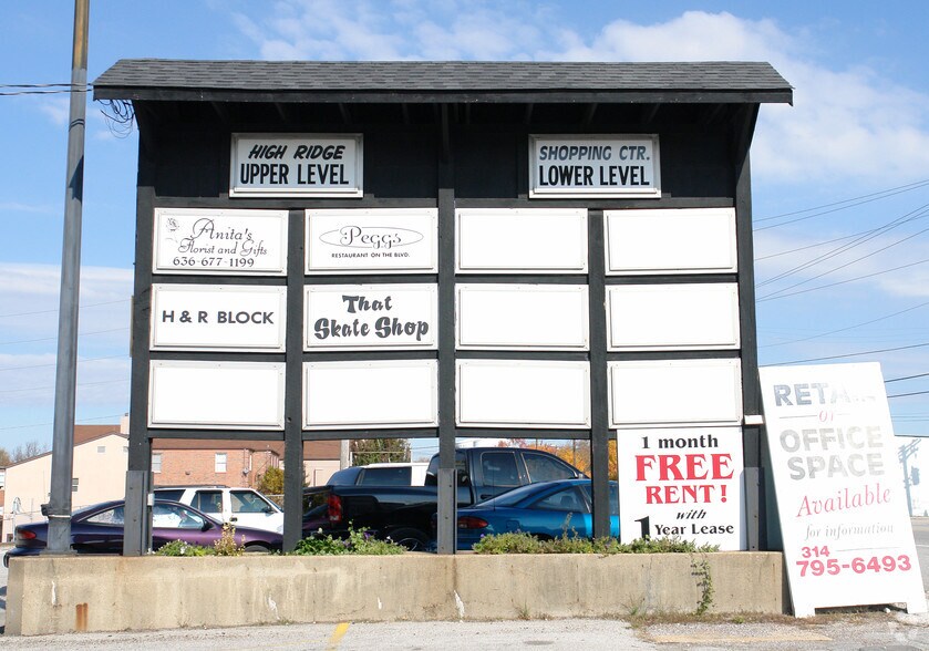 More Photos Of 3015 High Ridge Blvd, High Ridge Freestanding For Sale