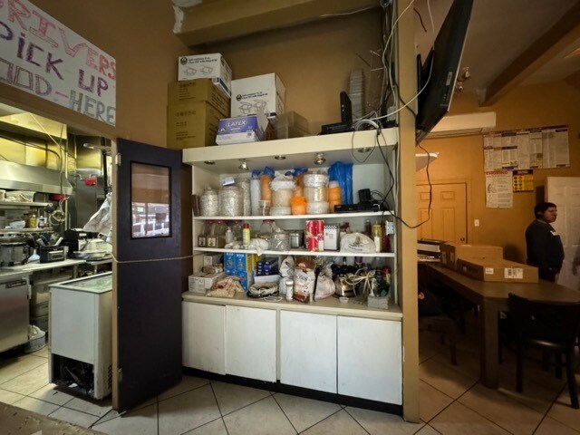 More Photos Of 160 Irving Ave, Brooklyn General Retail For Lease