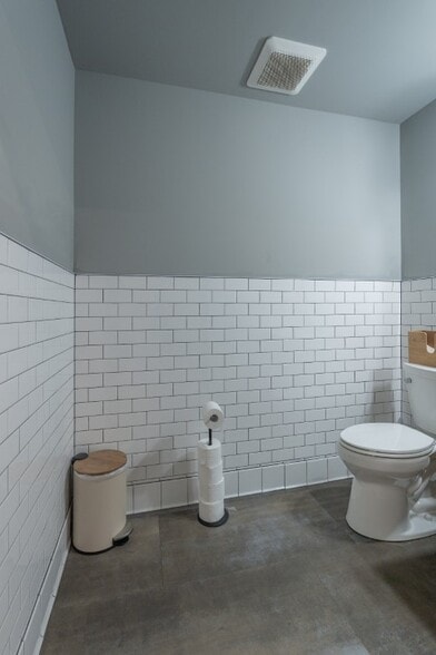 More Photos Of 51 Austin Ave NE, Marietta Light Distribution For Sale