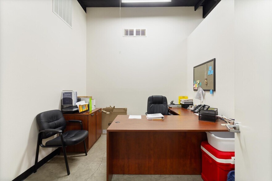 More Photos Of 2108 Ranch Road 12, San Marcos General Retail For Sale