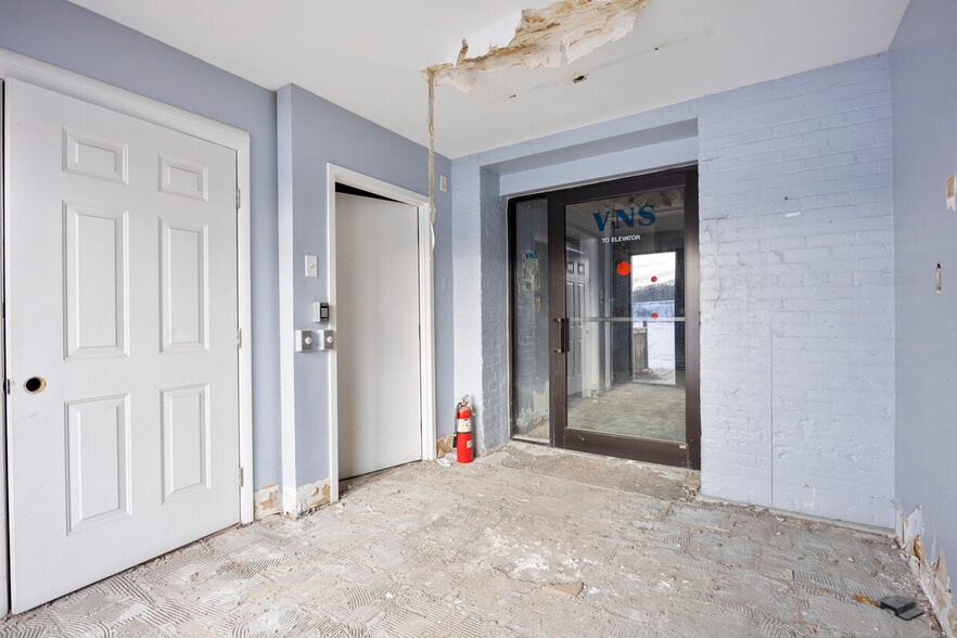 More Photos Of 104-112 Erie Blvd, Schenectady Land For Sale