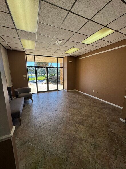 More Photos Of 801 E International Speedway Blvd, Deland Manufacturing For Lease