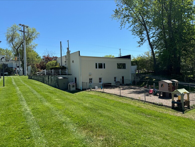 More Photos Of 1344 W Jackson St, Painesville Office For Sale