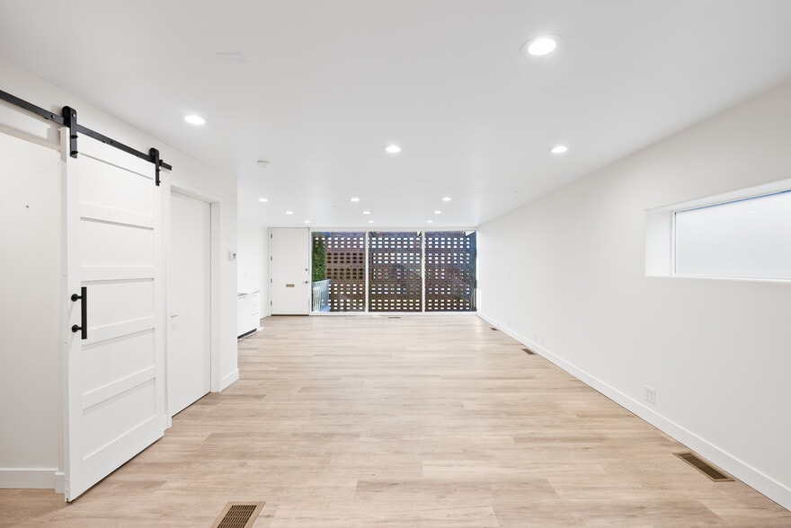 More Photos Of 1549 S 1100 E, Salt Lake City Office For Lease