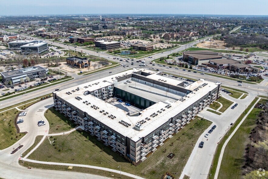 More Photos Of 950 Jordan Creek Pky, West Des Moines Apartments For Lease