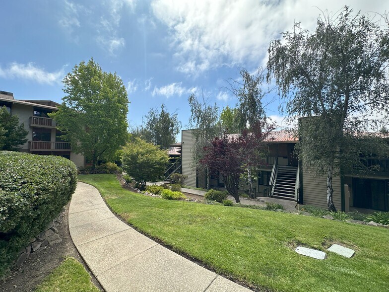 More Photos Of 2900 Camino Diablo, Walnut Creek Unknown For Lease