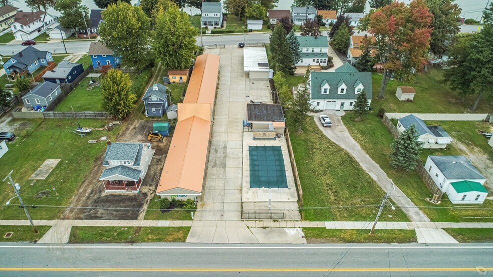 More Photos Of 5169 Lake Rd E, Geneva Hotel For Sale