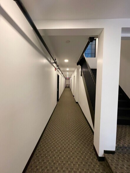 More Photos Of 704 8th St, Niagara Falls Apartments For Sale